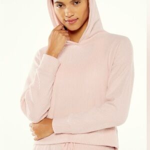 Zobha Jessi Ribbed pullover hoodie in mauve size XL nwt